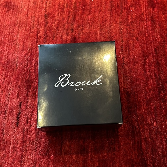 NWT Brouk & Co. Eva Travel Jewelry Case, vegan leather, pink -never opened - Picture 5 of 6